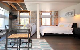 Kemptville Suites